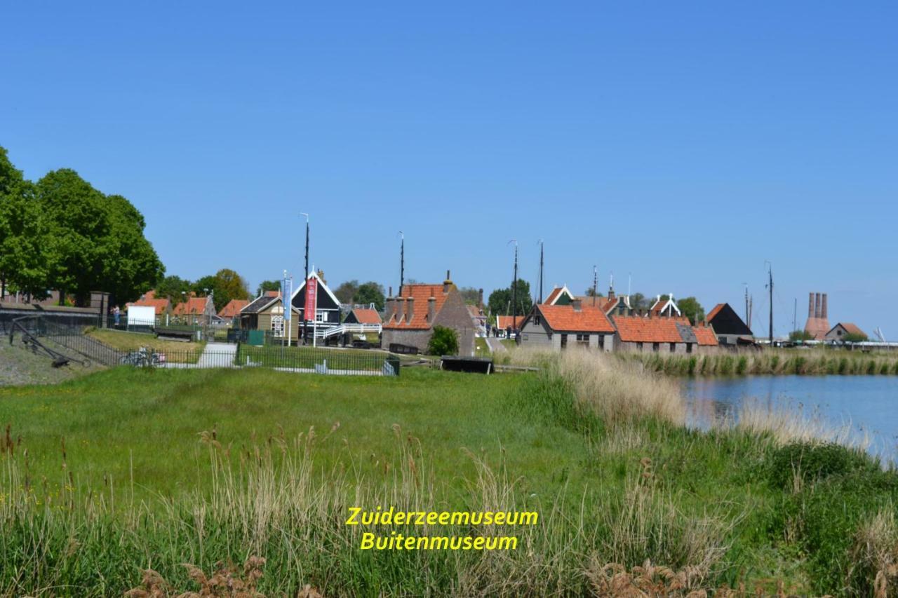 Bed and Breakfast Karnemelkhuys Enkhuizen Exteriér fotografie